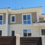 Фасадна декорация на къща профили и рустика от стиропор